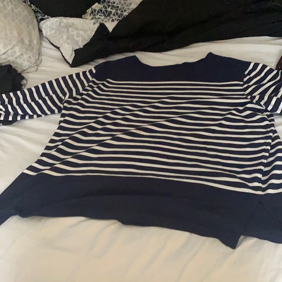 Venezia Tops - Long sleeve VJ striped shirt
